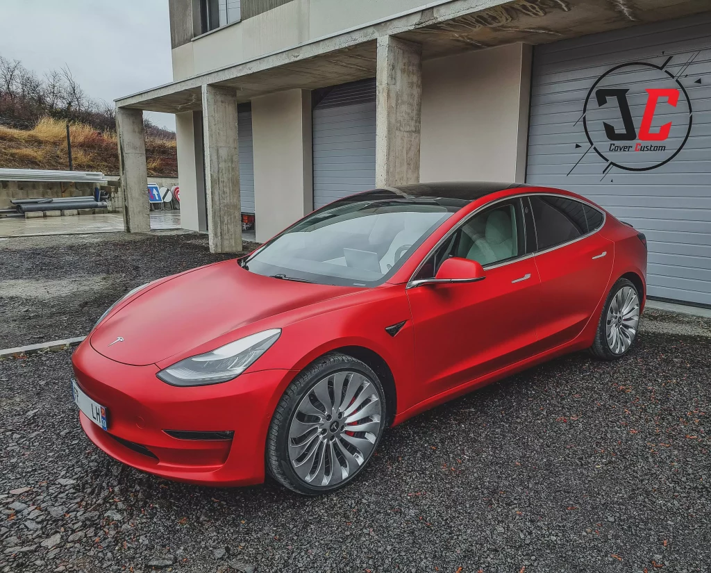 Tesla Model 3 LR Rouge Satin